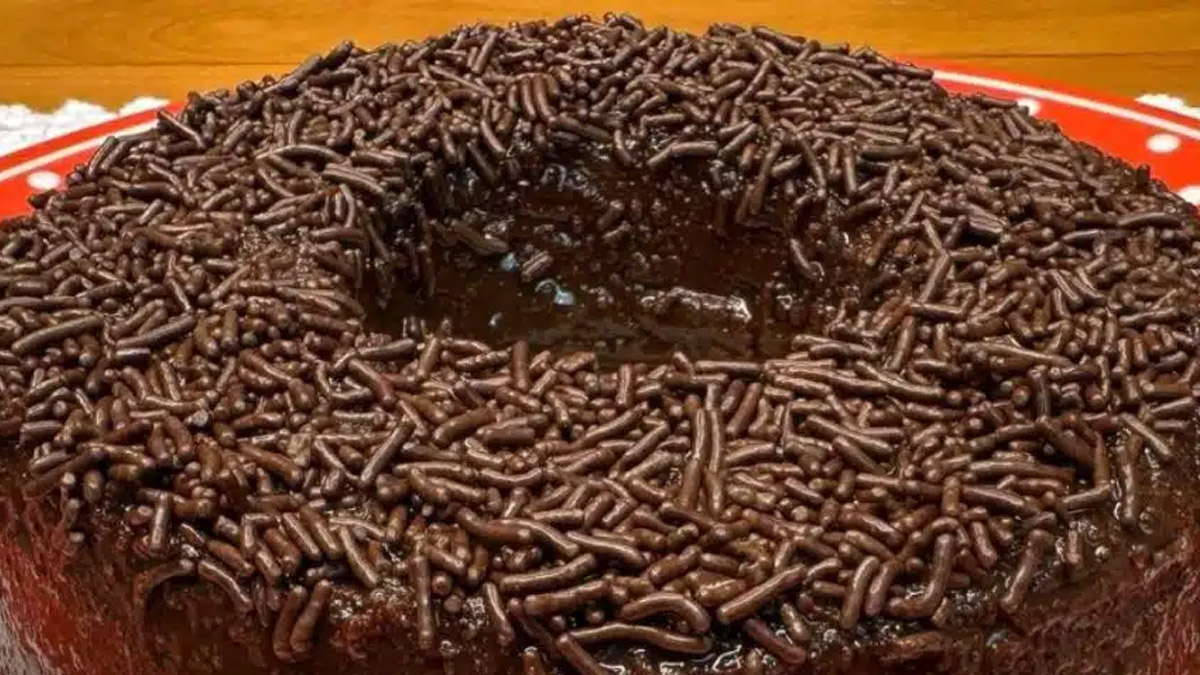 Brigadeirão Cremoso de Liquidificador – A Sobremesa que Todo Mundo Ama!