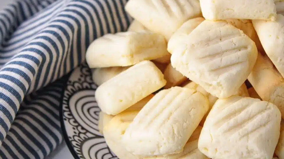 Receita de Biscoito de Nata Caseiro Tradicional, Fofinho e Muito Fácil de Fazer!