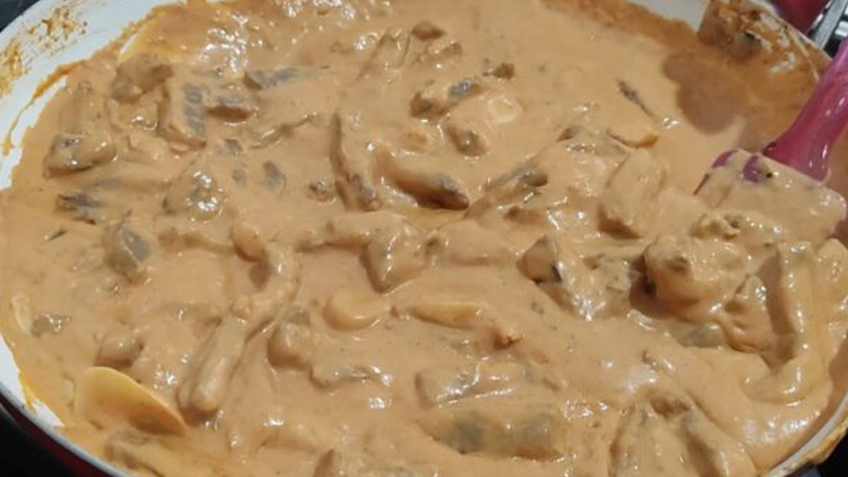 Receita de Estrogonofe de Carne Sem Lactose Cremoso, Saboroso e Muito Fácil!